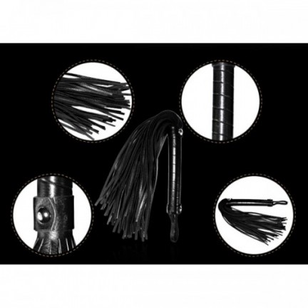 Набор Deluxe Bondage Kit (маска, мини-вибратор, плеть, кляп-шар) Набор Deluxe Bondage Kit (маска, мини-вибратор, плеть, кляп-шар)