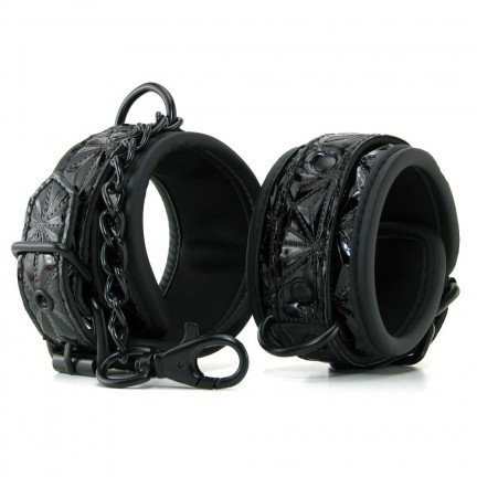 Дизайнерские черные наручники Luxury Fetish