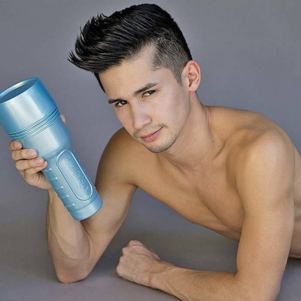 Гей мастурбатор попка Fleshlight Liam Riley